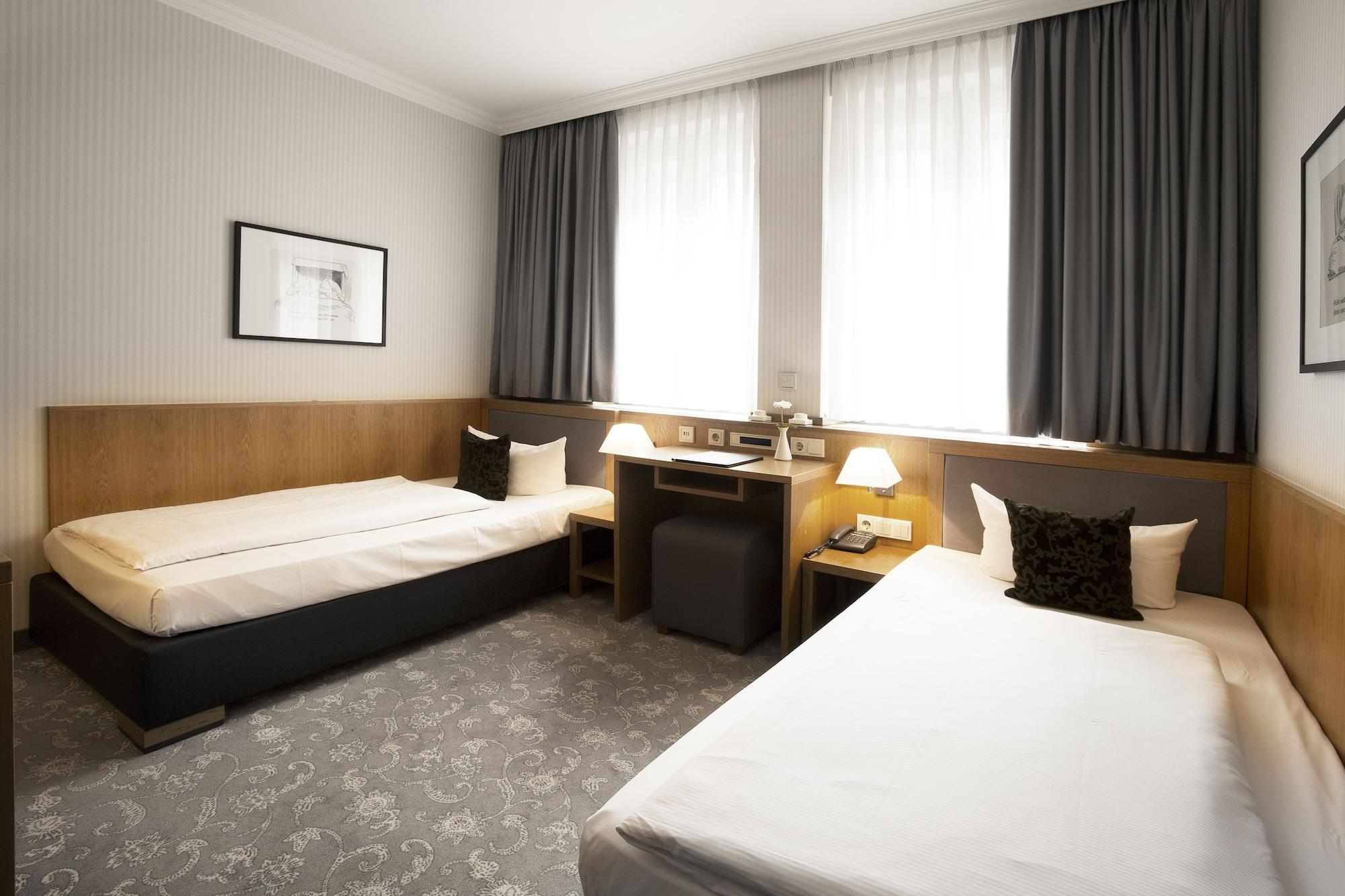 Townhouse Hotel Frankfurt am Main Exterior foto