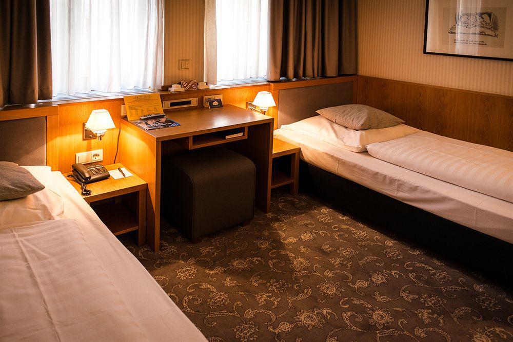 Townhouse Hotel Frankfurt am Main Exterior foto